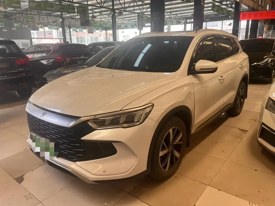 BYD Song Pro DM Song Pro DM 2023 DM-i Champion Edition 71km Exceeding Type 2023 — photo 1, buy with delivery to Moscow