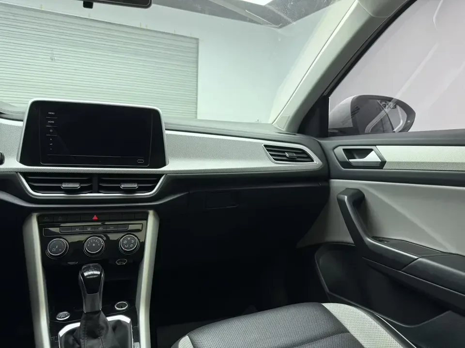 Volkswagen T-Roc TANG 2023 280TSI DSG Time Edition 2023 — thumbnail 3