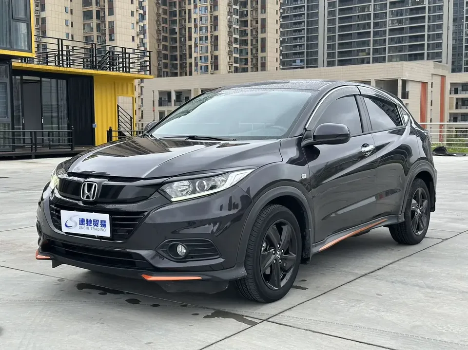 Honda VEZEL Binzhi 2022 1.5L CVT Phantom Night Pioneer Edition 2022 — photo 1, buy with delivery to Moscow