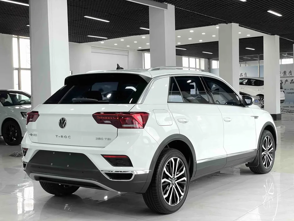 Volkswagen T-Roc TANG 2022 280TSI DSG 2WD Comfort PLUS 2022 — thumbnail 2