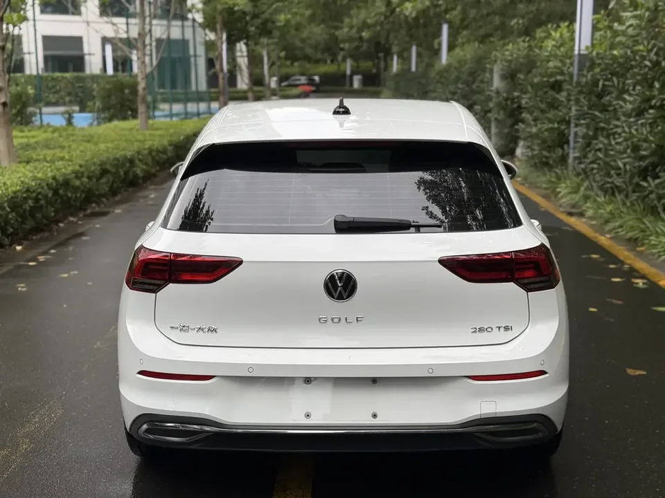 Volkswagen Golf golf 2023 280TSI DSG Pro 2022 — thumbnail 4