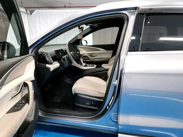 BYD Song Pro DM Song Pro DM 2023 DM-i Champion Edition 71km Leading Type 2024 — thumbnail 5