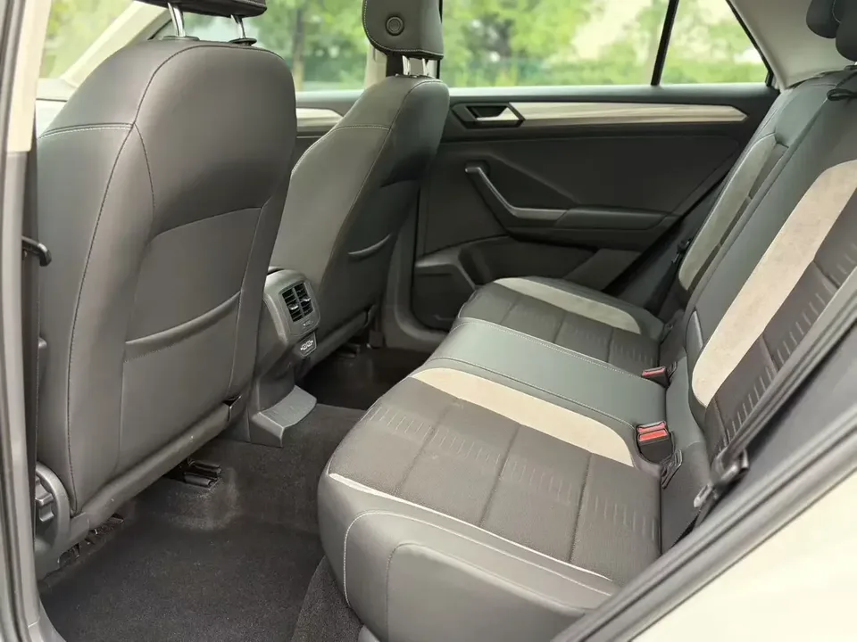 Volkswagen T-Roc TANG 2021 280TSI DSG 2WD Elite Smart Edition 2022 — thumbnail 3