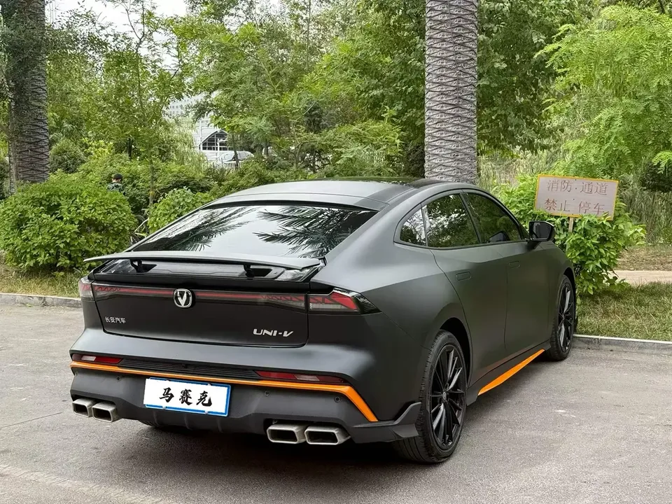 Changan UNI-V Changan UNI-V 2024 1.5T Premium Sports 2025 — thumbnail 2