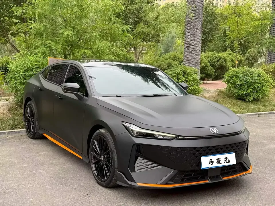 Changan UNI-V Changan UNI-V 2024 1.5T Premium Sports 2025 — thumbnail 3