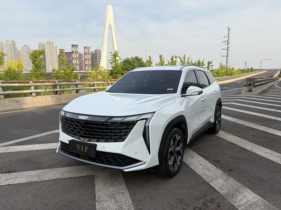 Geely Atlas L Boyue L 2023 1.5TD DCT Premium 2024 — photo 1, buy with delivery to Moscow