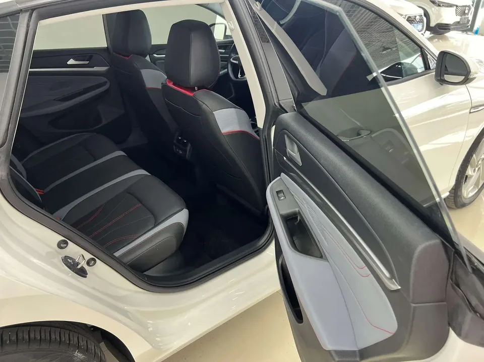 Volkswagen Lamando Lingdu 2023 Lingdu L 280TSI DSG Hot Edition 2023 — thumbnail 5