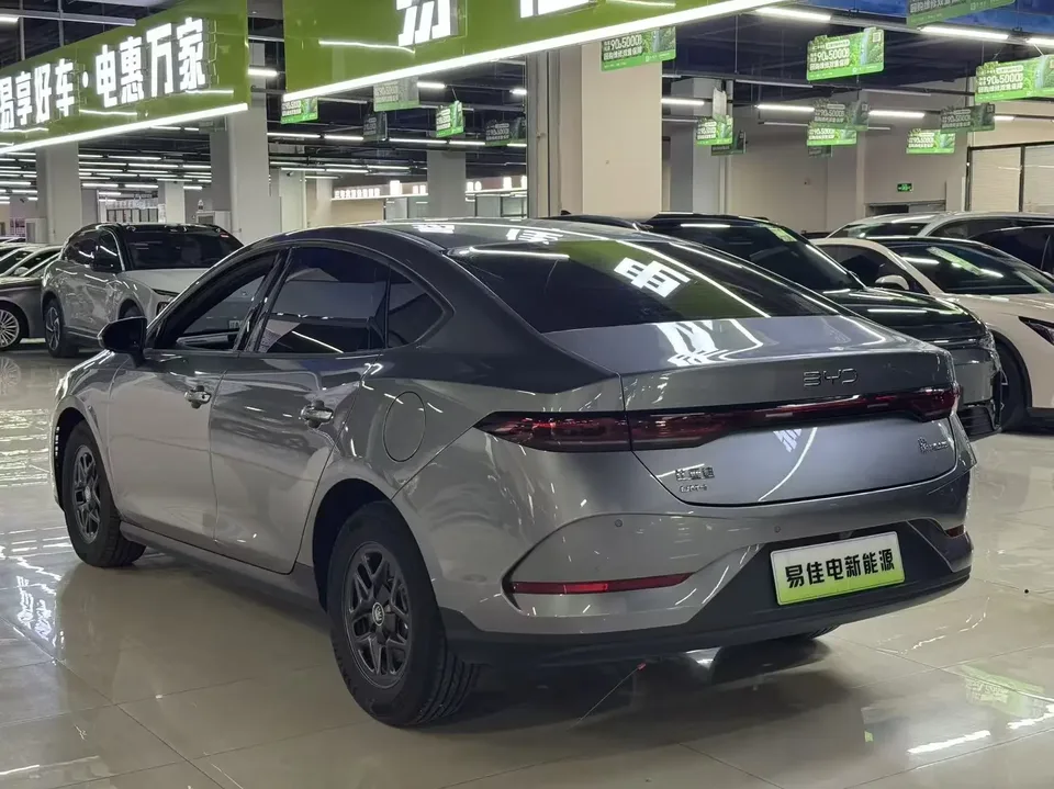 BYD Qin PLUS DM Qin PLUS DM 2025 DM-i 55KM Intelligent Driving Edition Leading Edition 2026 — thumbnail 2