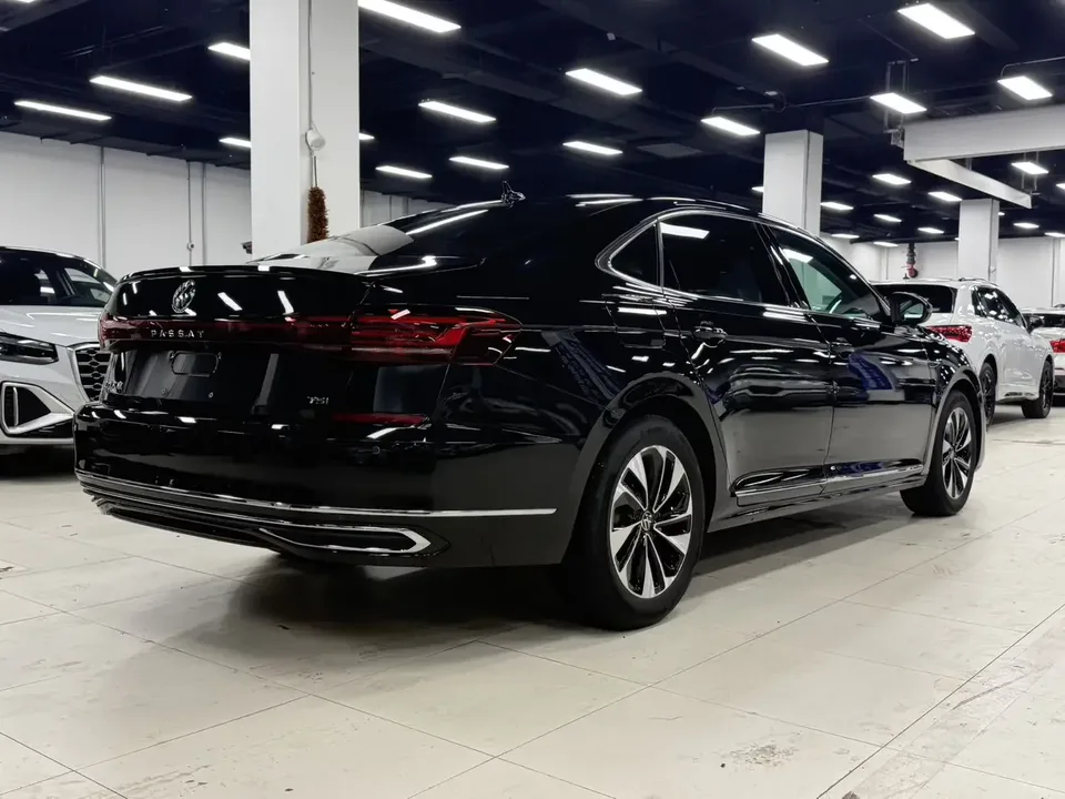 Volkswagen Passat Passat 2023 Modified 280TSI Starry Sky Elite Edition 2023 — thumbnail 2