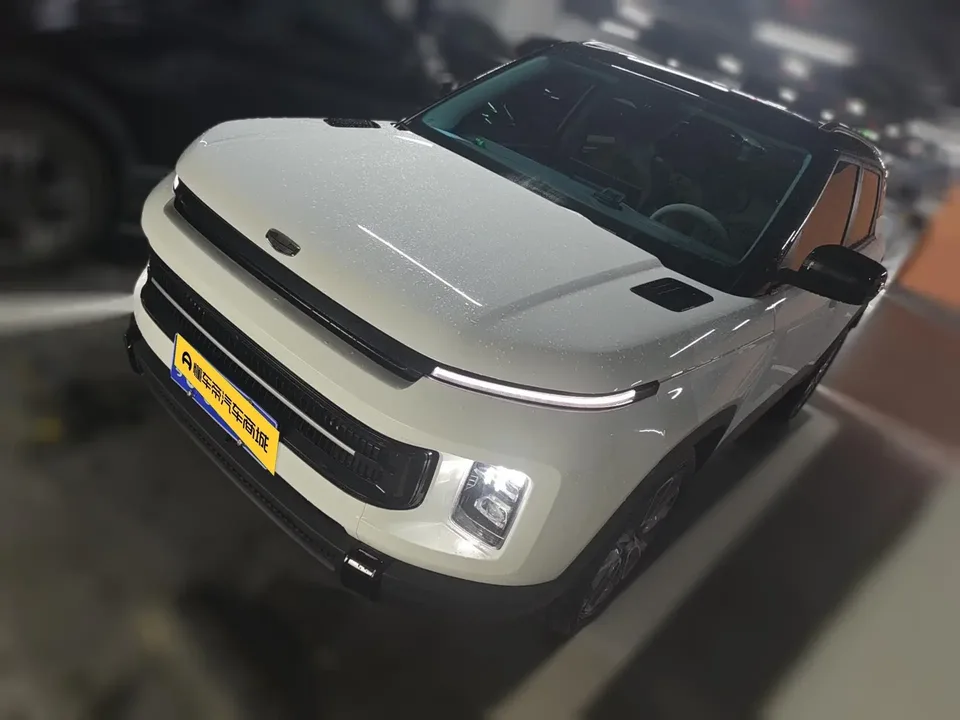 Geely ICON Geely ICON 2026 1.5TD Chocolate Edition 2026 — photo 1, buy with delivery to Moscow