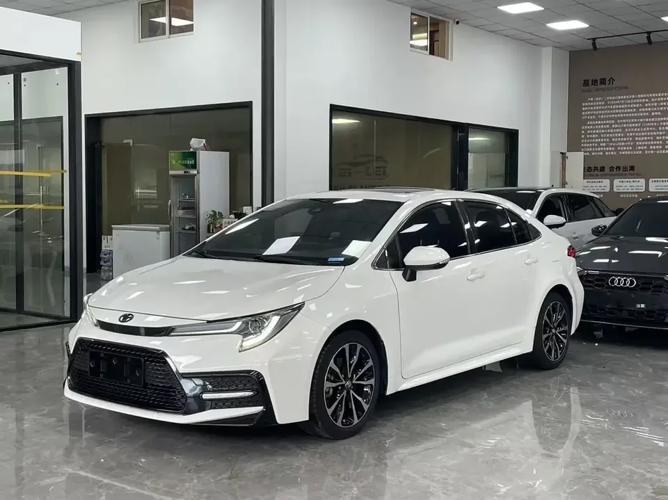 Toyota Levin Lei Ling 2022 185T CVT Sports Edition 2022 — photo 1, buy with delivery to Moscow