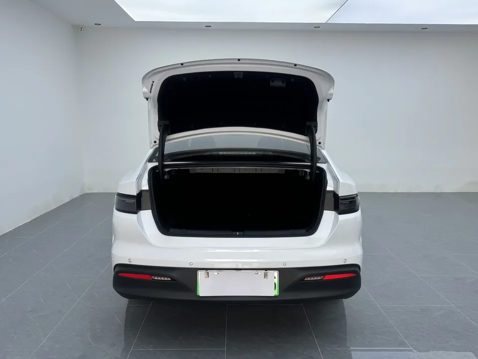 BYD Seal 05DM Seal 05DM 2025 DM-i 120KM flagship version 2025 — thumbnail 4