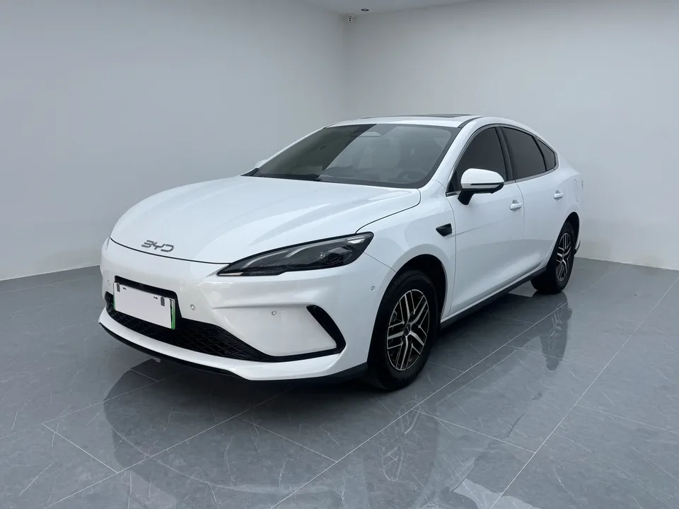 BYD Seal 05DM Seal 05DM 2025 DM-i 120KM flagship version 2025 — photo 1, buy with delivery to Moscow