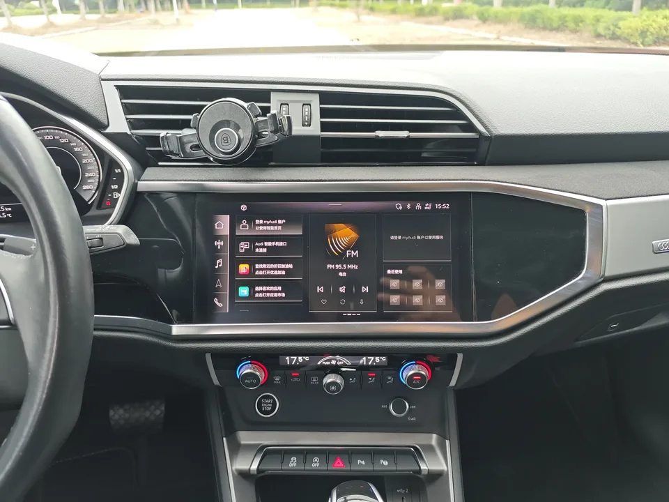 Audi Q3 Audi Q3 2022 35 TFSI Stylish and Elegant 2022 — миниатюра 5