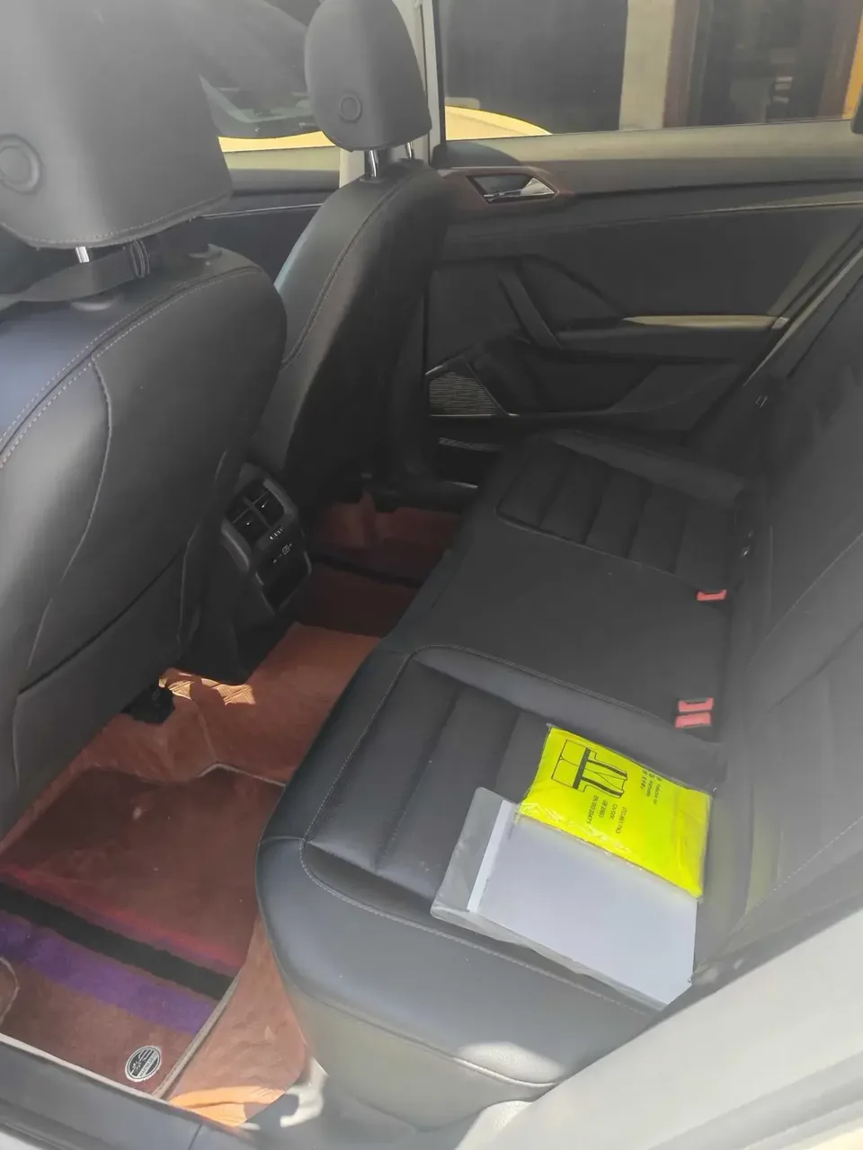 Volkswagen Tharu tuyue 2022 280TSI 2WD Deluxe Edition 2022 — thumbnail 3
