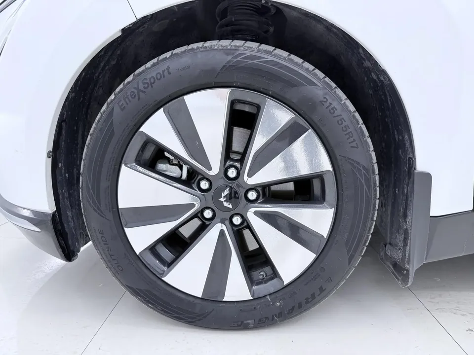 Wuling Starlight PHEV Wuling Starlight PHEV 2024 Co-creation Edition 70 Standard Edition 2024 — thumbnail 3