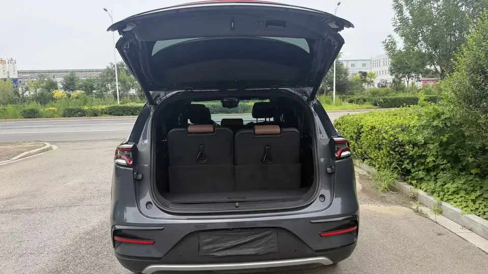 BYD Tang DM Tang DM 2021 DM-i 1.5T 112KM Premium 2022 — thumbnail 5