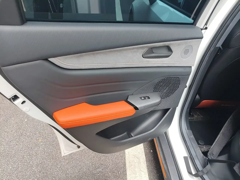Changan UNI-V Changan UNI-V 2025 1.5T 500Bar Premium Sports 2026 — thumbnail 5