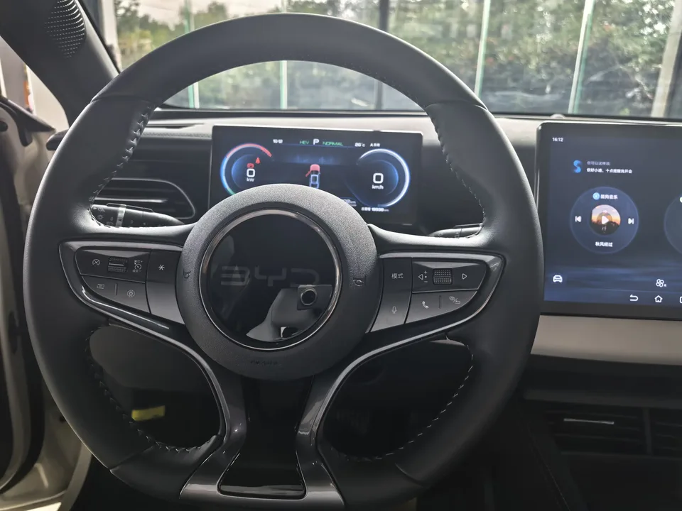 BYD Seal 06DM Seal 06DM 2024 DM-i 80KM Premium 2024 — thumbnail 4