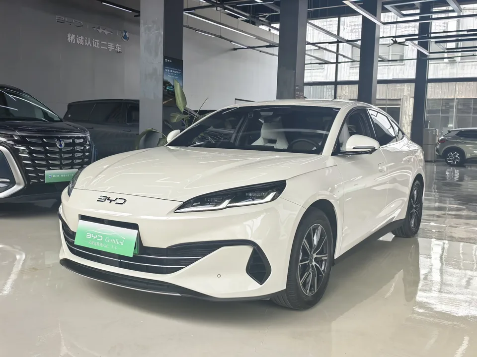 BYD Seal 06DM Seal 06DM 2024 DM-i 80KM Premium 2024 — photo 1, buy with delivery to Moscow