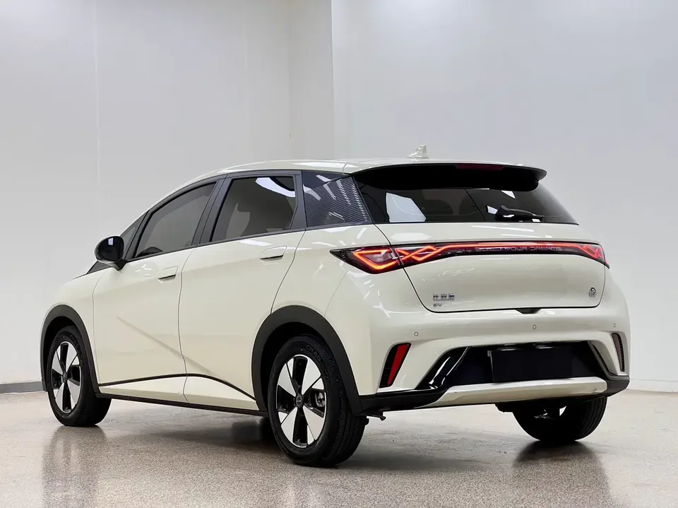 BYD Dolphin dolphin 2023 Fashion version 2023 — thumbnail 2