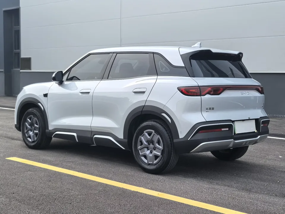 BYD Yuan Up Yuan UP 2025 Smart Driving Edition 401KM Vitality Edition 2025 — thumbnail 2