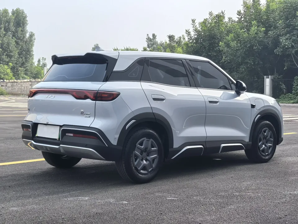 BYD Yuan Up Yuan UP 2025 Smart Driving Edition 401KM Vitality Edition 2025 — thumbnail 4