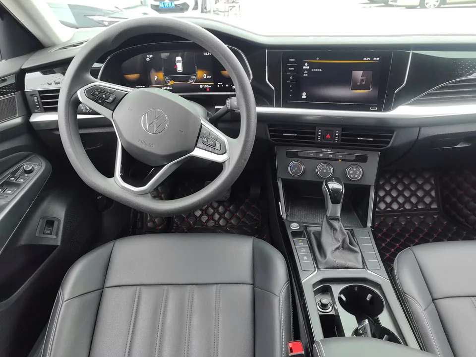 Volkswagen Passat Passat 2023 Modified 280TSI Business Edition 2023 — thumbnail 4