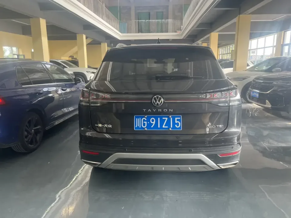 Volkswagen Tayron Tanyue 2023 280TSI 2WD Luxury Plus Advanced Edition 2023 — thumbnail 2