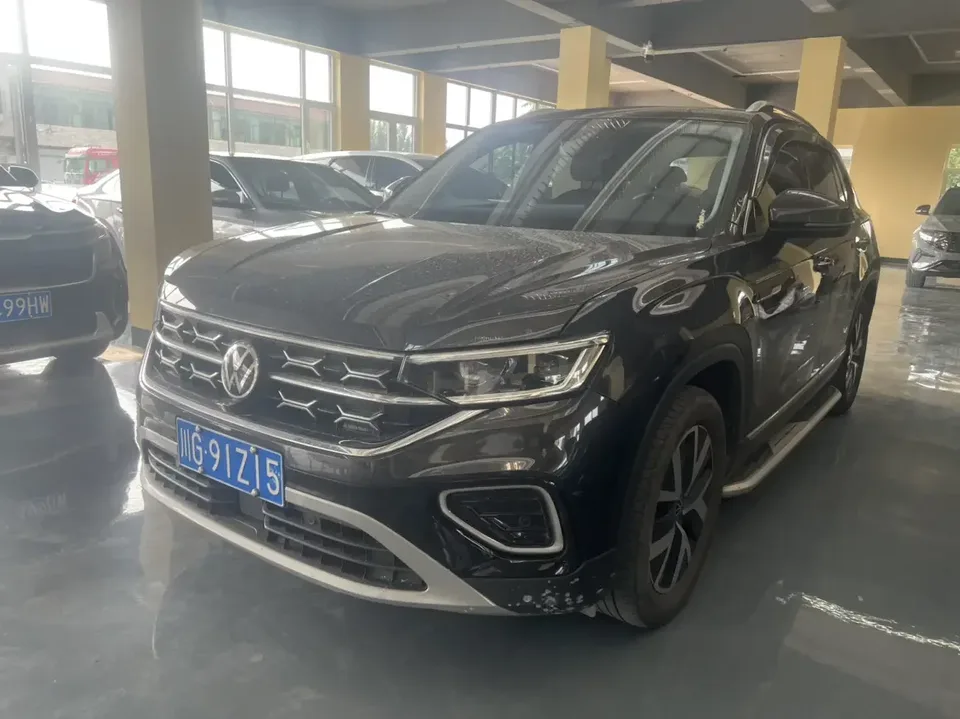 Volkswagen Tayron Tanyue 2023 280TSI 2WD Luxury Plus Advanced Edition 2023 — photo 1, buy with delivery to Moscow