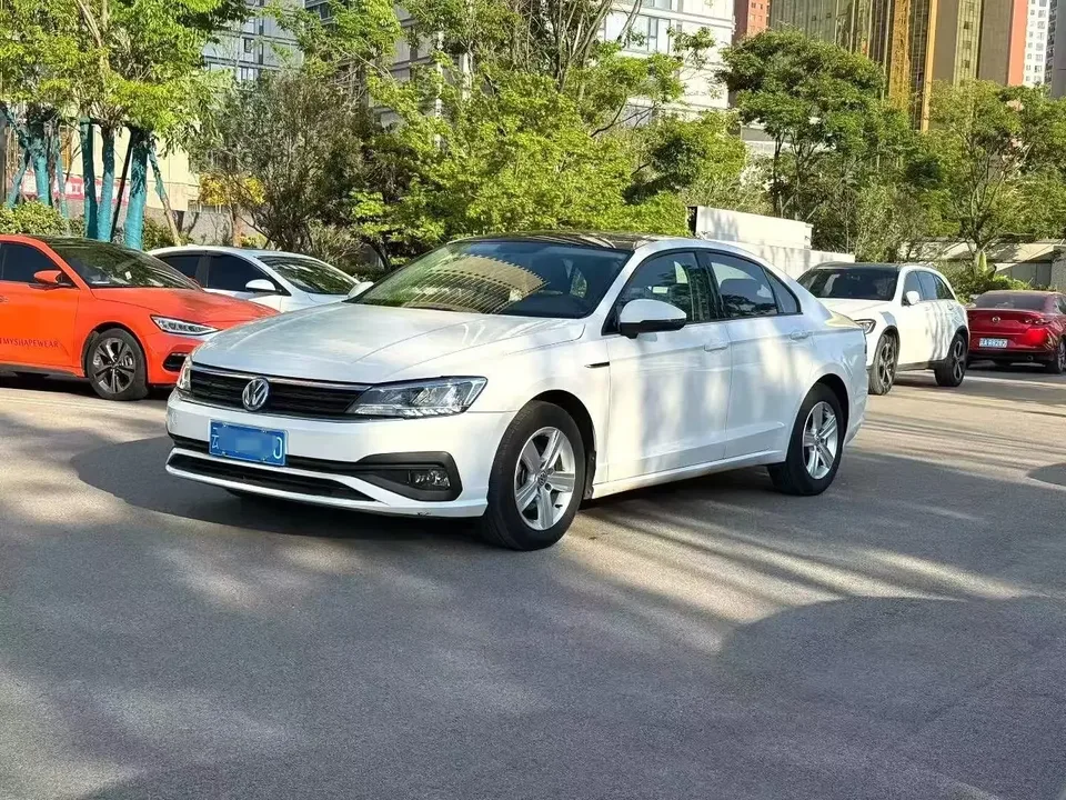 Volkswagen Lamando Lingdu 2021 Modified 280TSI DSG Comfort Edition 2022 — photo 1, buy with delivery to Moscow