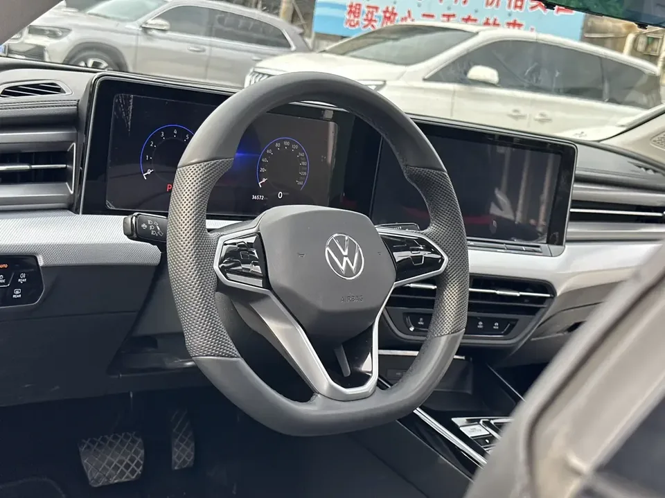 Volkswagen Lamando Lingdu 2024 Lingdu L 280TSI DSG Cool Edition 2023 — thumbnail 5