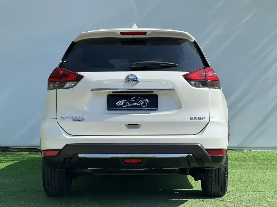 Nissan X-Trail Qijun 2022 2.0L 2WD Smart Connection Comfort Edition 2022 — thumbnail 2