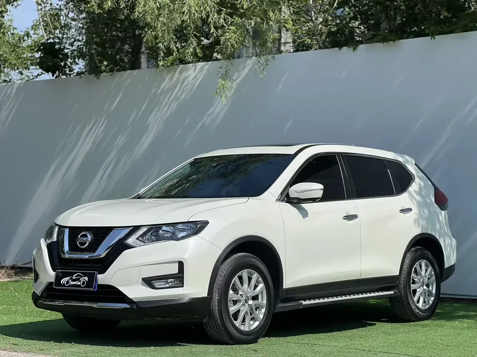 Nissan X-Trail Qijun 2022 2.0L 2WD Smart Connection Comfort Edition 2022 — photo 1, buy with delivery to Moscow