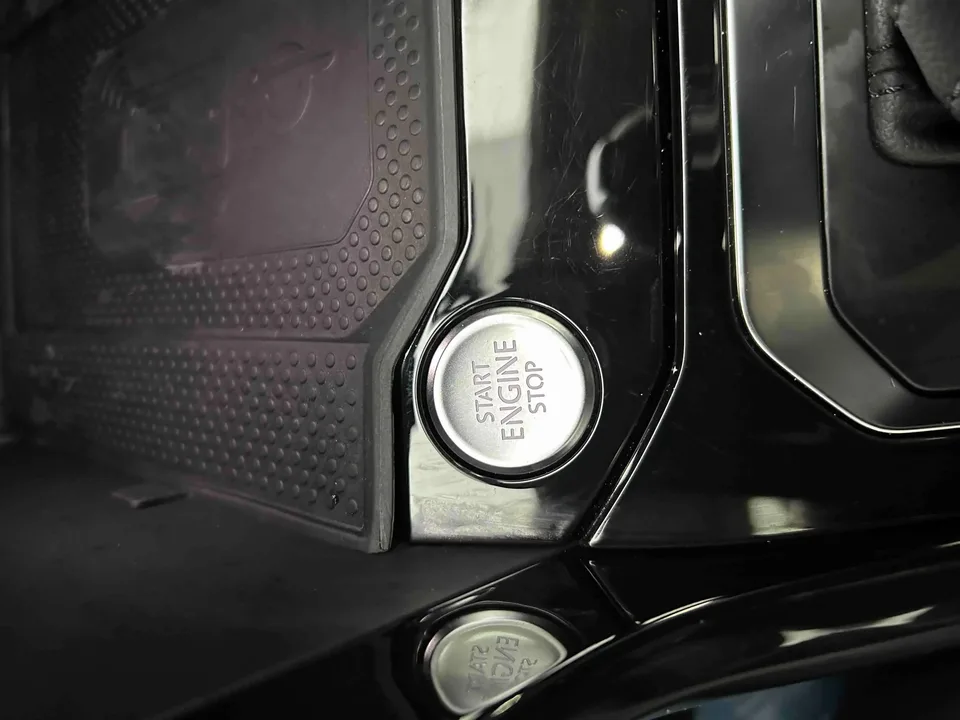 Volkswagen T-Roc TANG 2022 280TSI DSG 2WD Comfort PLUS 2023 — thumbnail 3