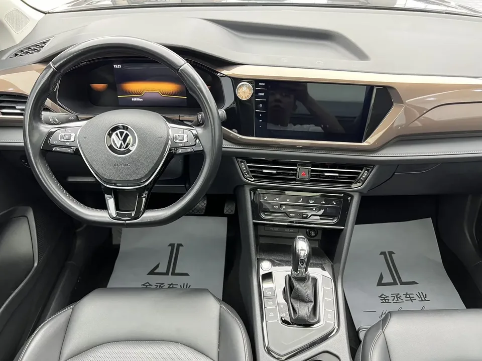 Volkswagen Tharu tuyue 2022 280TSI 2WD Comfort Edition 2022 — thumbnail 5