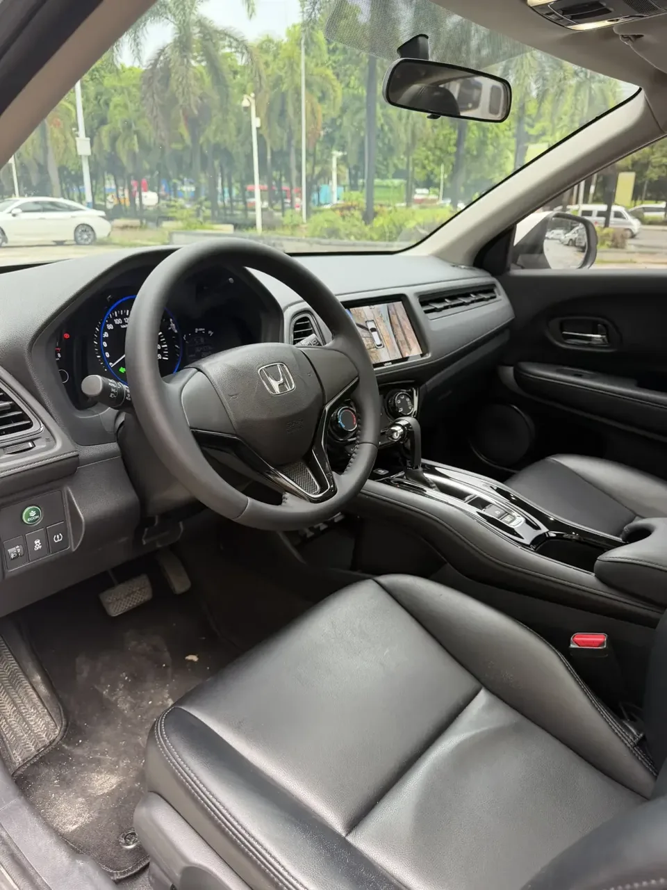 Honda VEZEL Binzhi 2022 1.5L CVT Phantom Night Pioneer Edition 2022 — thumbnail 3