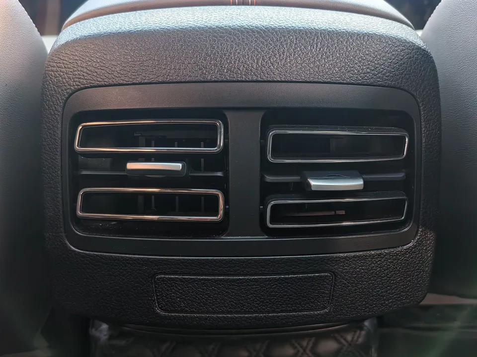 BYD Qin PLUS DM Qin PLUS DM 2023 DM-i Champion Edition 120KM Leading Type 2023 — thumbnail 4