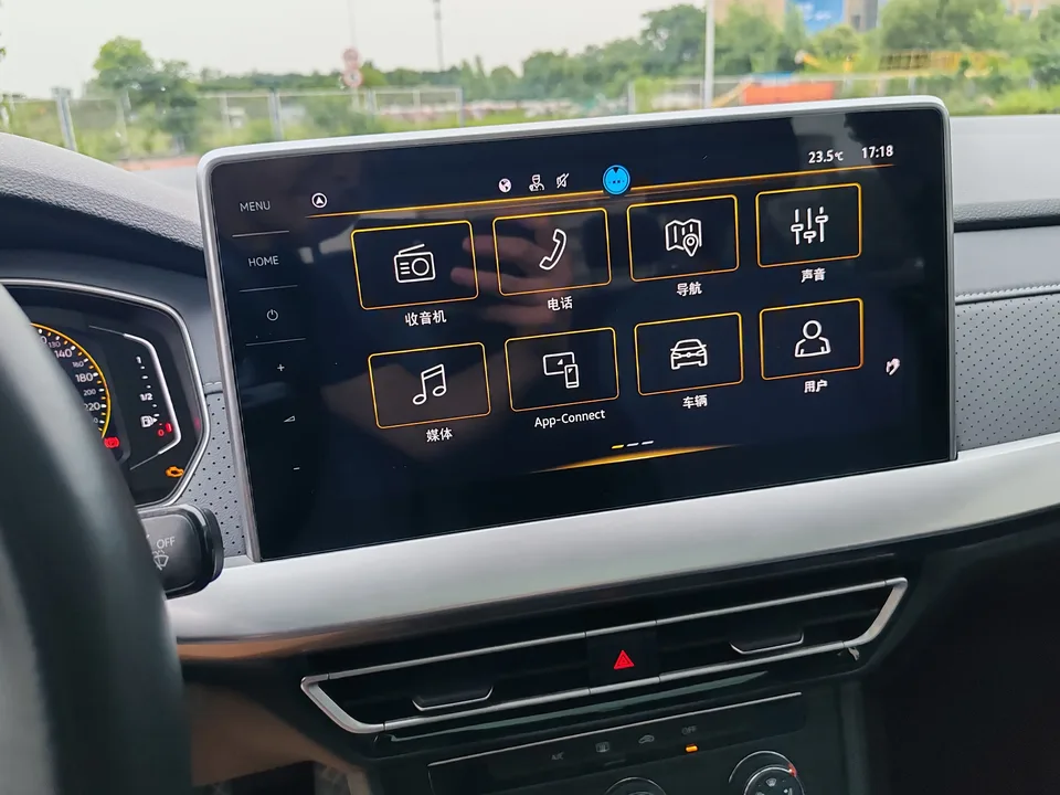 Volkswagen Lavida Lavida 2023 1.5L Automatic 5 Million Edition 2022 — миниатюра 3