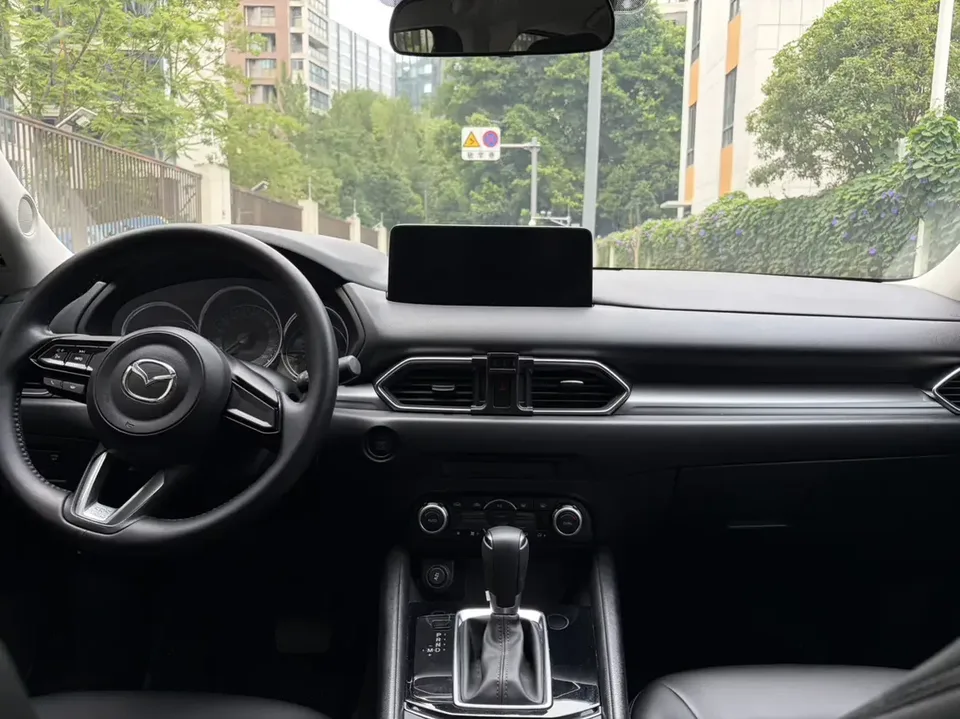 Mazda CX-5 Mazda CX-5 2024 2.0L Automatic 2WD Comfort 2025 — thumbnail 4