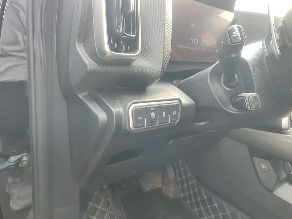 Haval Dargo Harvard dog 2024 1.5T 2WD Border Collie Edition 2024 — thumbnail 4
