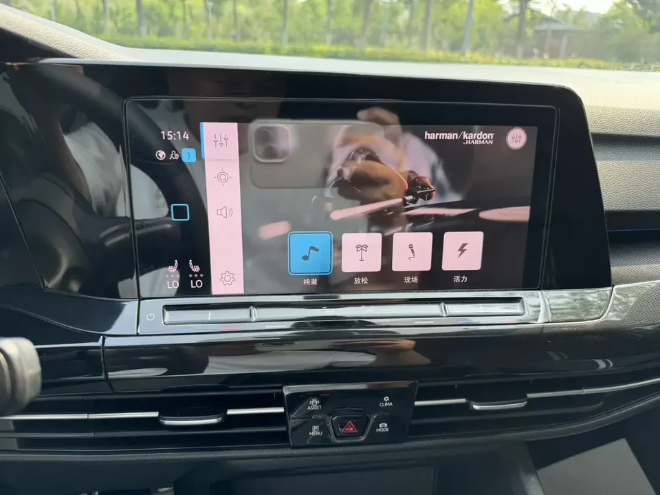 Volkswagen Golf golf 2023 280TSI DSG R-Line facelift 2023 — thumbnail 3