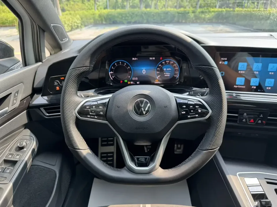 Volkswagen Golf golf 2023 280TSI DSG R-Line facelift 2023 — thumbnail 5