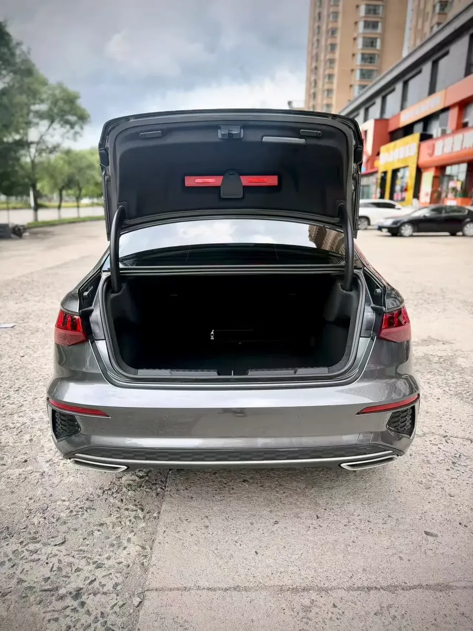 Audi A3 Audi A3 2023 A3L Limousine 35 TFSI facelift: stylish and sporty 2023 — миниатюра 3