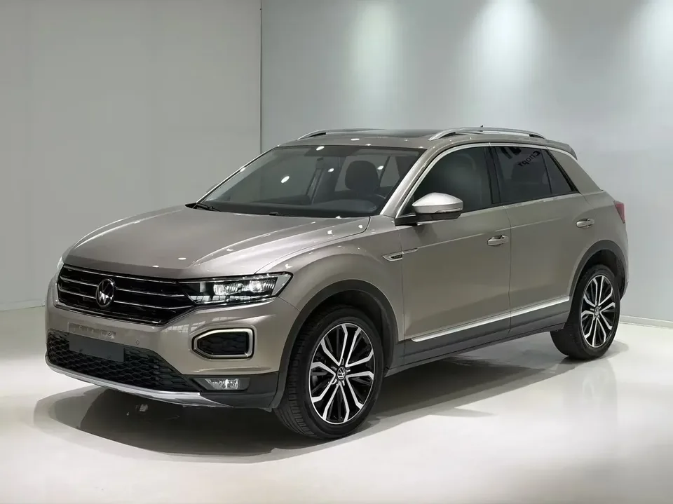 Volkswagen T-Roc TANG 2022 280TSI DSG 2WD Comfort PLUS 2023 — photo 1, buy with delivery to Moscow