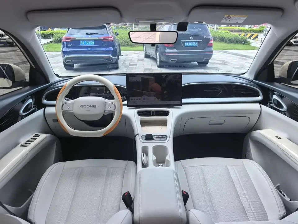 Geely Star Wish Star Wish 2025 UP 410km Explorer Edition 2025 — thumbnail 3