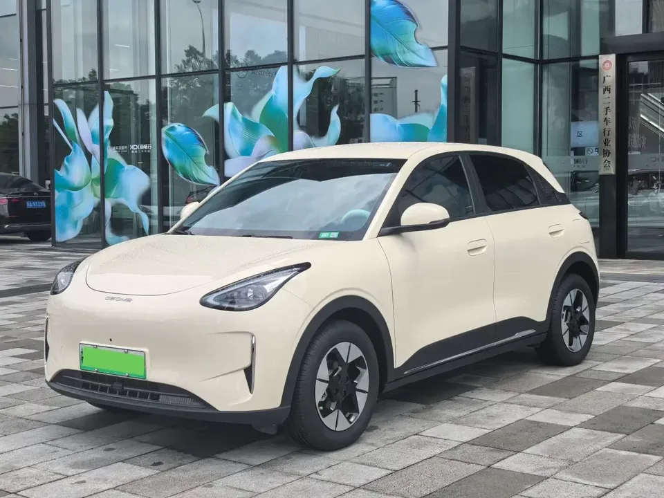 Geely Star Wish Star Wish 2025 UP 410km Explorer Edition 2025 — photo 1, buy with delivery to Moscow