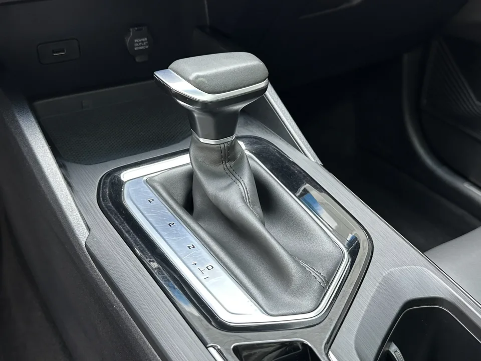 Geely Emgrand S Emgrand S 2021 1.4T CVT Premium 2022 — thumbnail 5