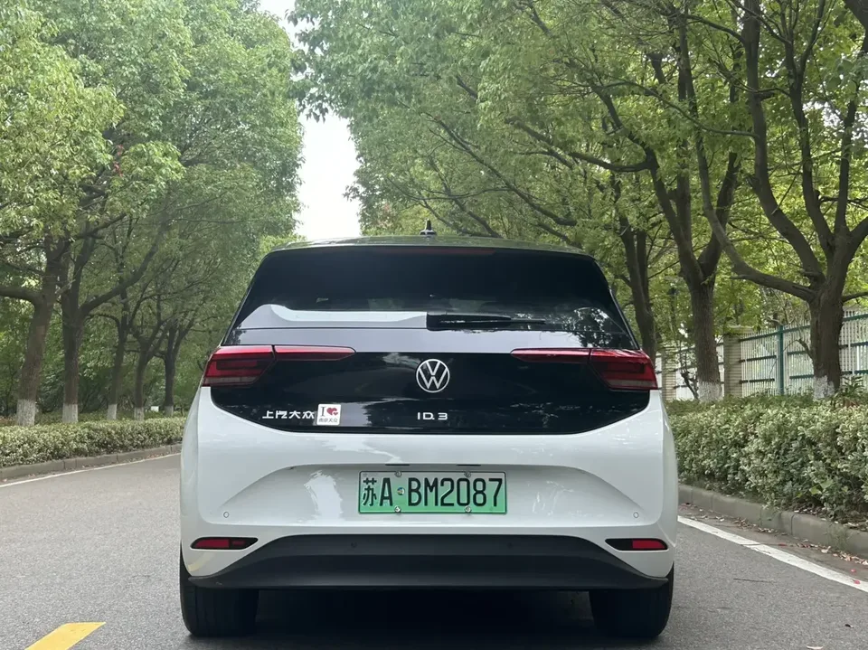 Volkswagen ID.3 Volkswagen ID.3 2025 Smart Pure Smart Edition 2024 — thumbnail 2