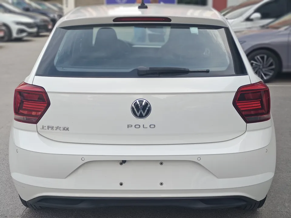 Volkswagen Polo Polo 2021 Plus 1.5L Automatic Colorful Technology Edition 2022 — thumbnail 2